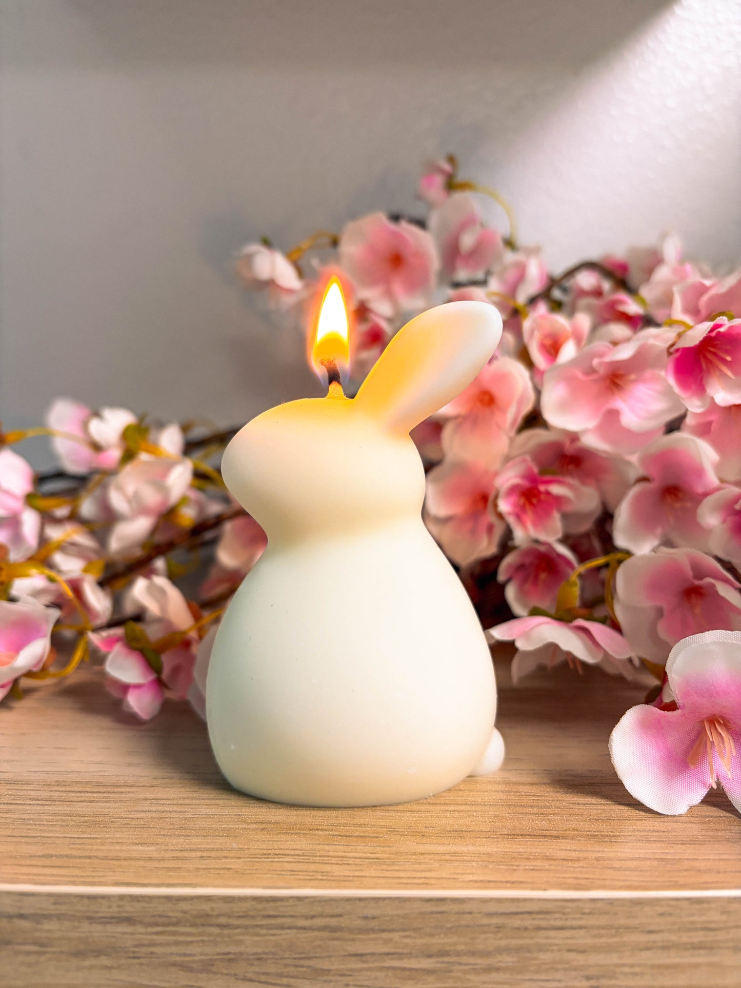 EASTER BUNNY CANDLE